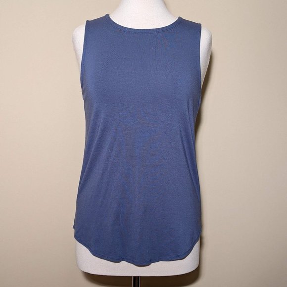 CUPIO Blue Sleeveless Top. Medium Size - Picture 1 of 7